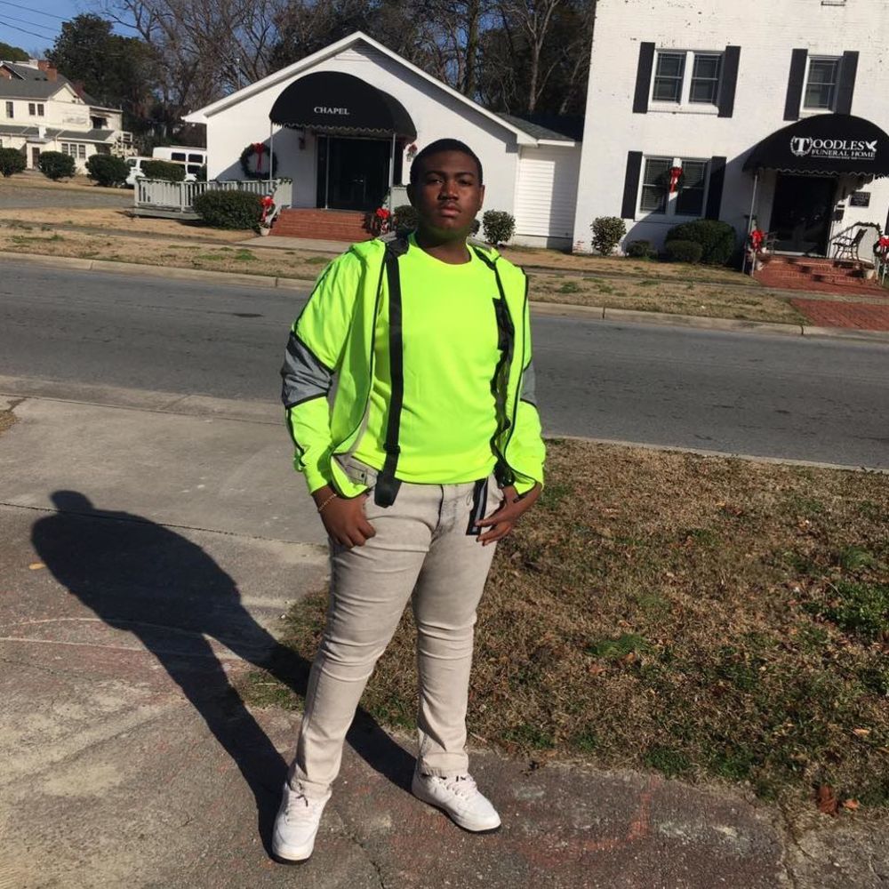 Meet your Posher, Dymez